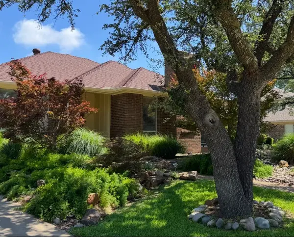 feature image of High Place in Plano TX; Ranch Style Living