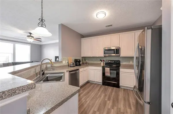 310 Oak Leaf PL, Acworth, GA 30102