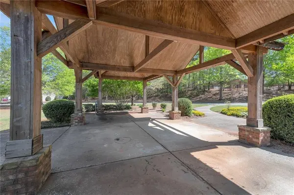 310 Oak Leaf PL, Acworth, GA 30102