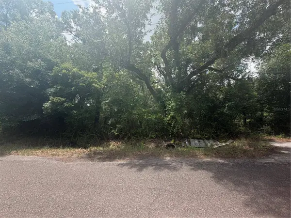 4447 EDWARDS RD, Plant City, FL 33567