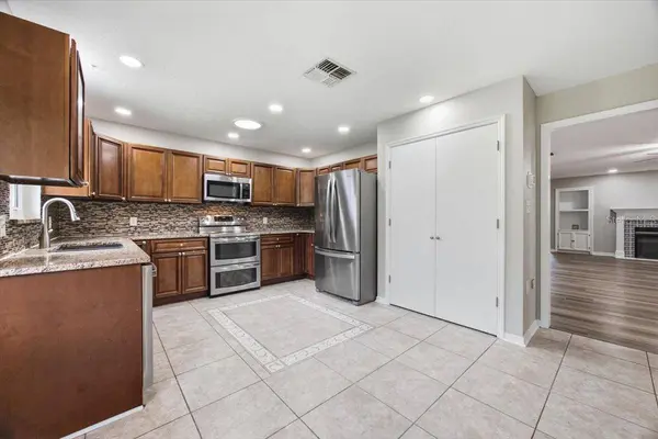 3717 FUTCH LOOP, Plant City, FL 33566
