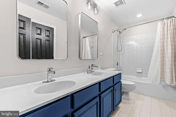 15691 WILLIAM BAYLISS CT, Woodbridge, VA 22191