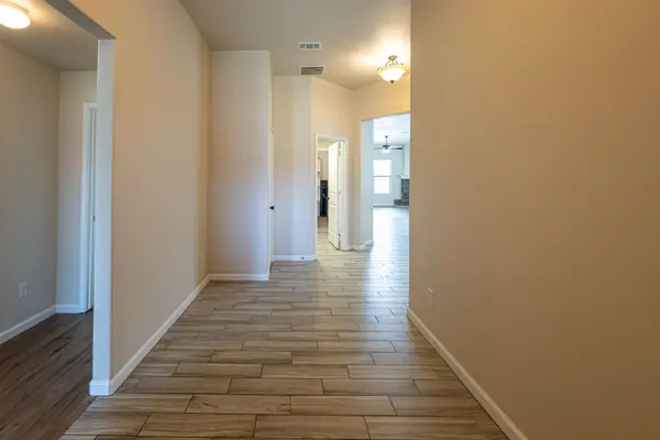 7208 92nd Street, Lubbock, TX 79424