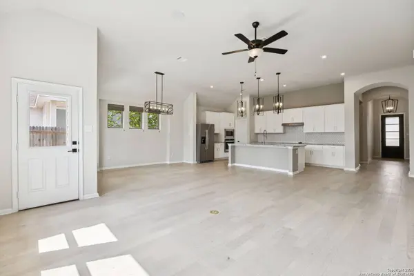 3214 WILD IRIS, New Braunfels, TX 78130