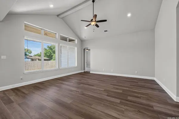 221 JANICE AVE, Castroville, TX 78009