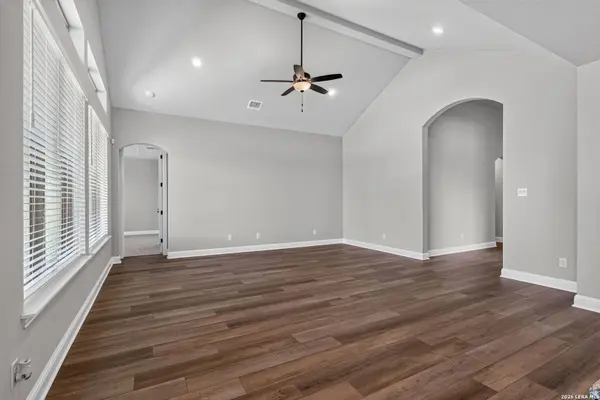 221 JANICE AVE, Castroville, TX 78009