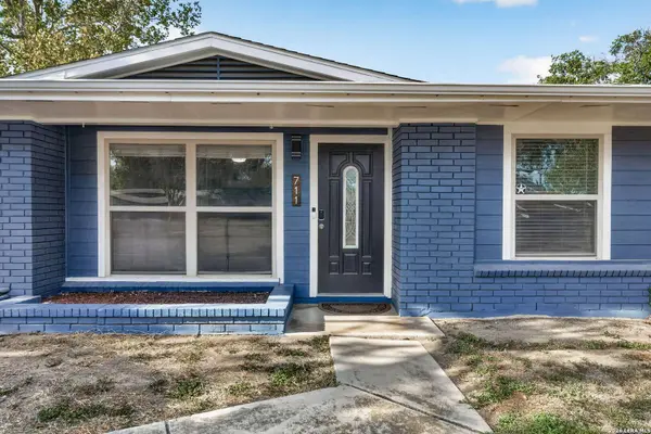 711 Colwyn Pass, San Antonio, TX 78216-5208
