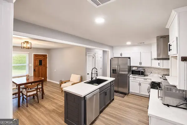 113 Ravenwood WAY, Warner Robins, GA 31093
