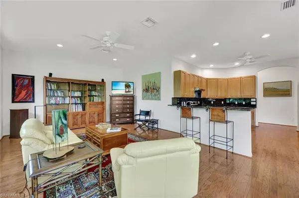 8840 Mariposa CT, Naples, FL 34113