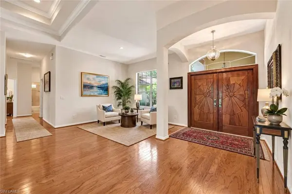 8840 Mariposa CT, Naples, FL 34113