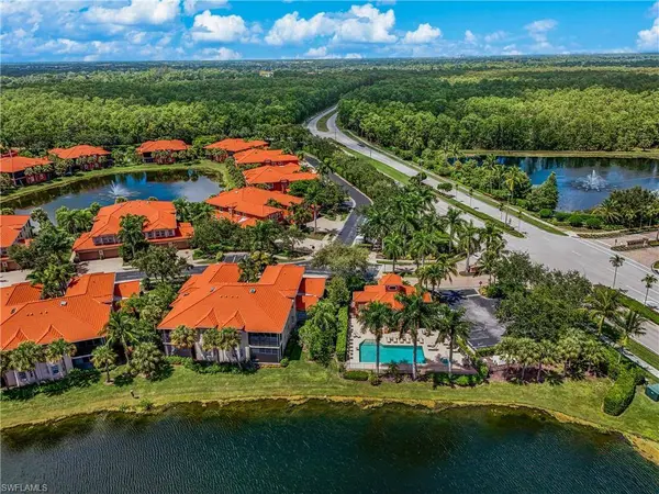 6446 Legacy CIR #102, Naples, FL 34113