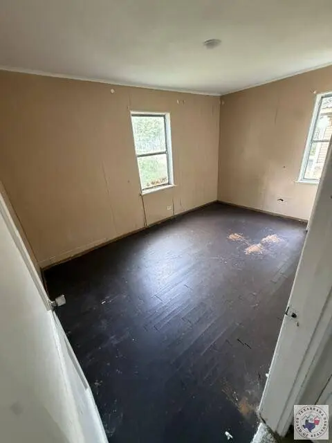 116 Ave H, Hooks, TX 75561