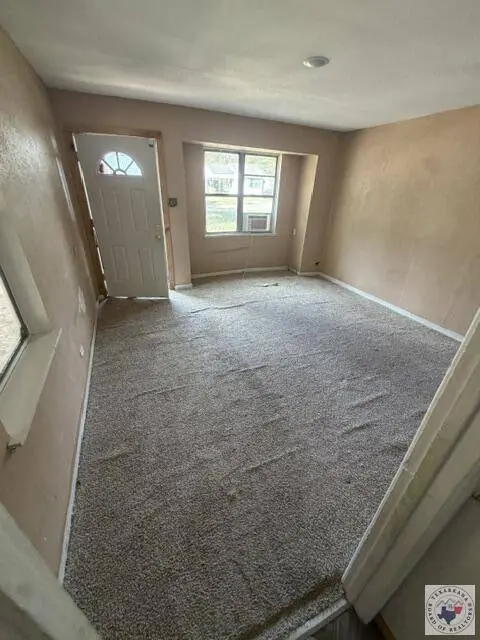 116 Ave H, Hooks, TX 75561
