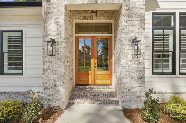 73 Cane Patch LN, Richmond Hill, GA 31324
