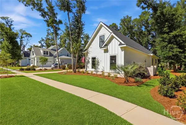 73 Cane Patch LN, Richmond Hill, GA 31324
