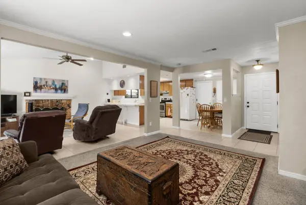 6608 Oak Lakes LN, Citrus Heights, CA 95621