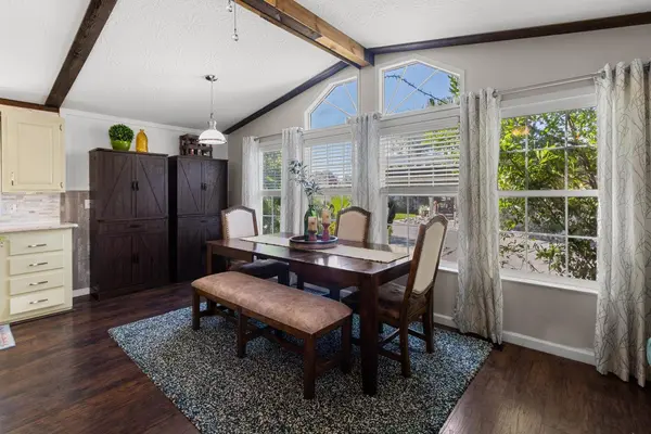 6 Shady Oaks Dr, Folsom, CA 95630