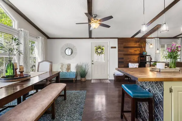 6 Shady Oaks Dr, Folsom, CA 95630
