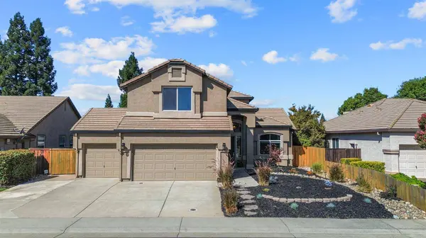 723 Stewart ST, Folsom, CA 95630