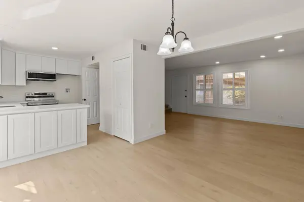 8605 La Riviera DR #D, Sacramento, CA 95826