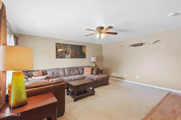 3812 W MORTEN Avenue, Phoenix, AZ 85051