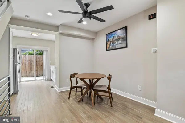 2044 MOUNTAIN ST, Philadelphia, PA 19145