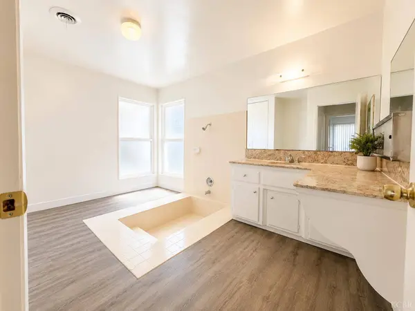 1344 Antelope DR, Lemoore, CA 93245