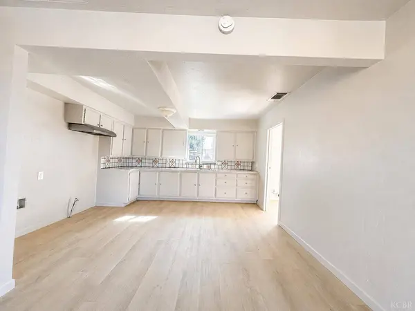13857 6th ST, Armona, CA 93212