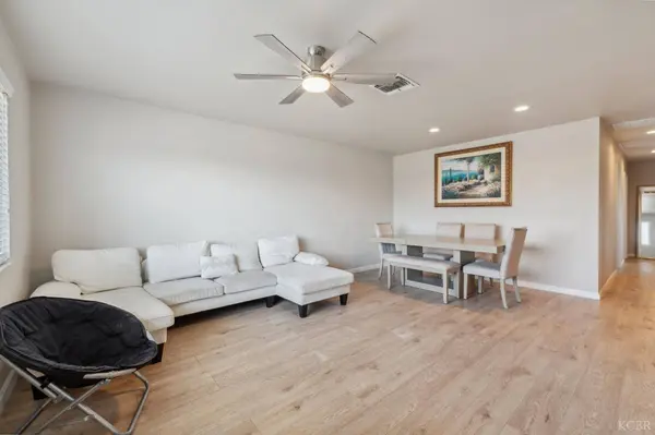 8620 La Vaca Way, Hanford, CA 93230