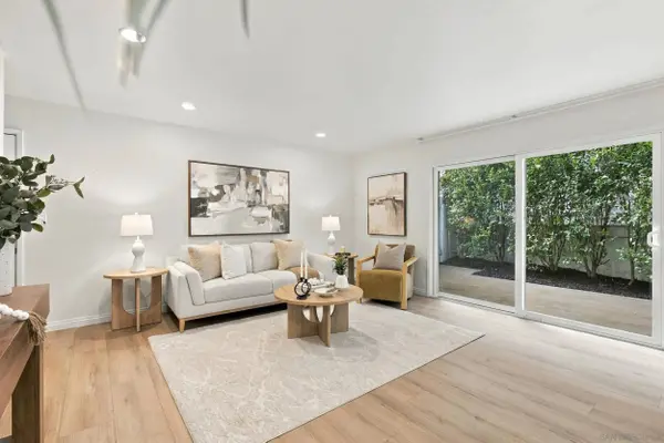 3782 Dove St, San Diego, CA 92103