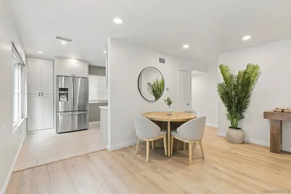 3782 Dove St, San Diego, CA 92103