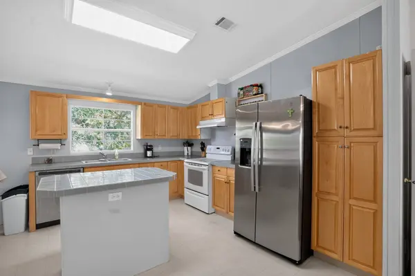 113 Butternut, Livingston, TX 77351