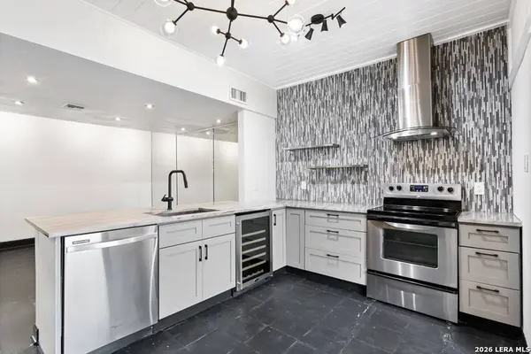 3102 Eisenhauer Rd UNIT A8, San Antonio, TX 78209