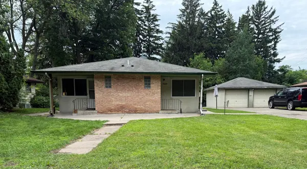 7005 Dutton Ave N, Minneapolis, MN 55428-2420