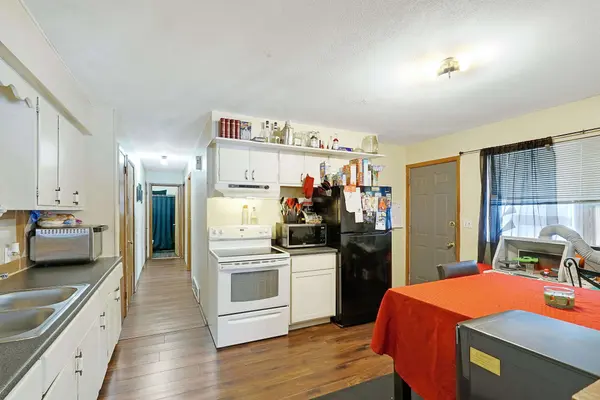 7005 Dutton Ave N, Minneapolis, MN 55428-2420