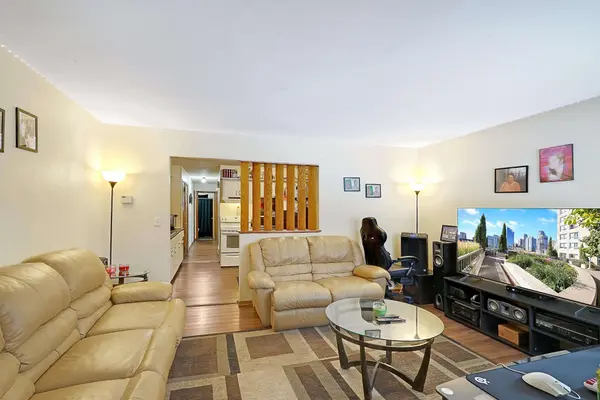 7005 Dutton Ave N, Minneapolis, MN 55428-2420