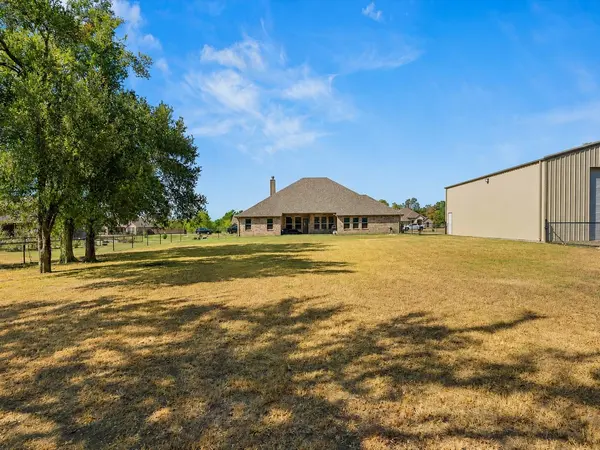 1231 Christie LN, Terrell, TX 75161