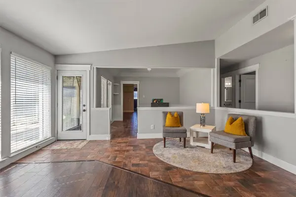 2248 Dorrington DR, Dallas, TX 75228