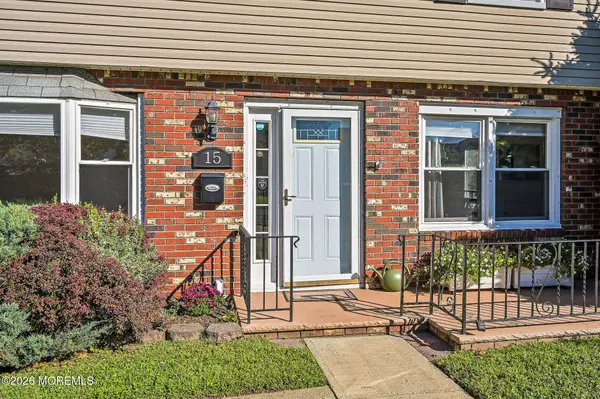 15 Jackson Street, Keyport, NJ 07735