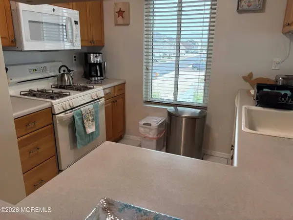 132 Southard Drive, Manahawkin, NJ 08050
