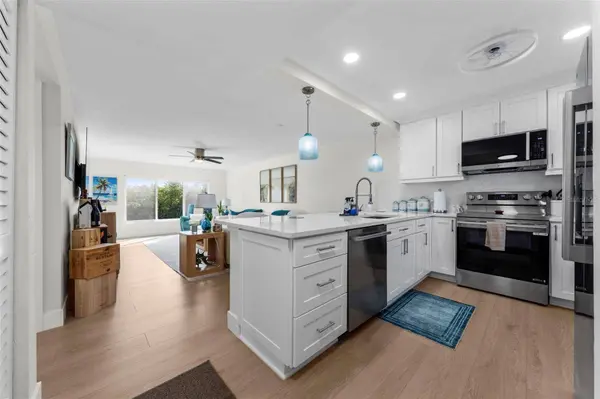 4540 GULF OF MEXICO DR #204, Longboat Key, FL 34228