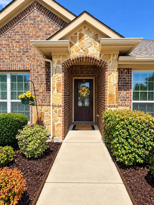 812 Scotland WAY, Wylie, TX 75098