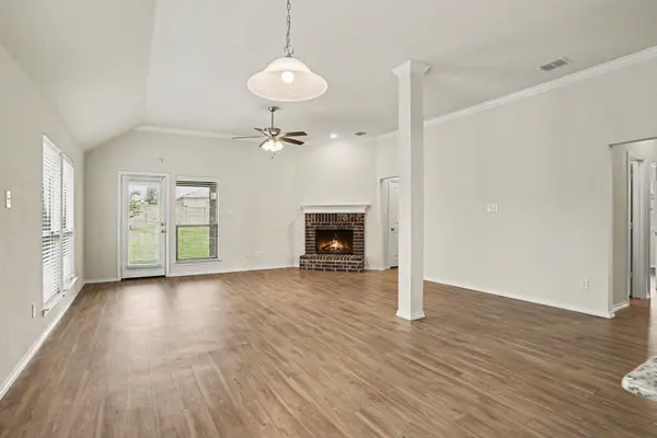 429 Tobin DR, Seagoville, TX 75159