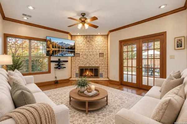 9 SCARBOROUGH SQ, San Antonio, TX 78218