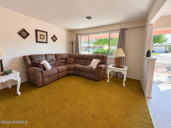 2050 Enzie DR, Las Cruces, NM 88001