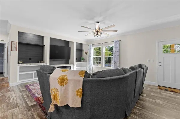 502 Ridgelake RD, Goodview, VA 24095