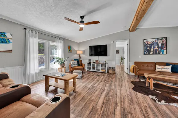 111 Deer Hill Rd, Goodview, VA 24095-2439