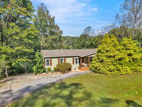 111 Deer Hill Rd, Goodview, VA 24095-2439