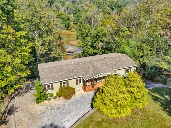 111 Deer Hill Rd, Goodview, VA 24095-2439