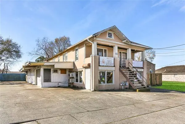 4056 OLD GENTILLY RD, New Orleans, LA 70126